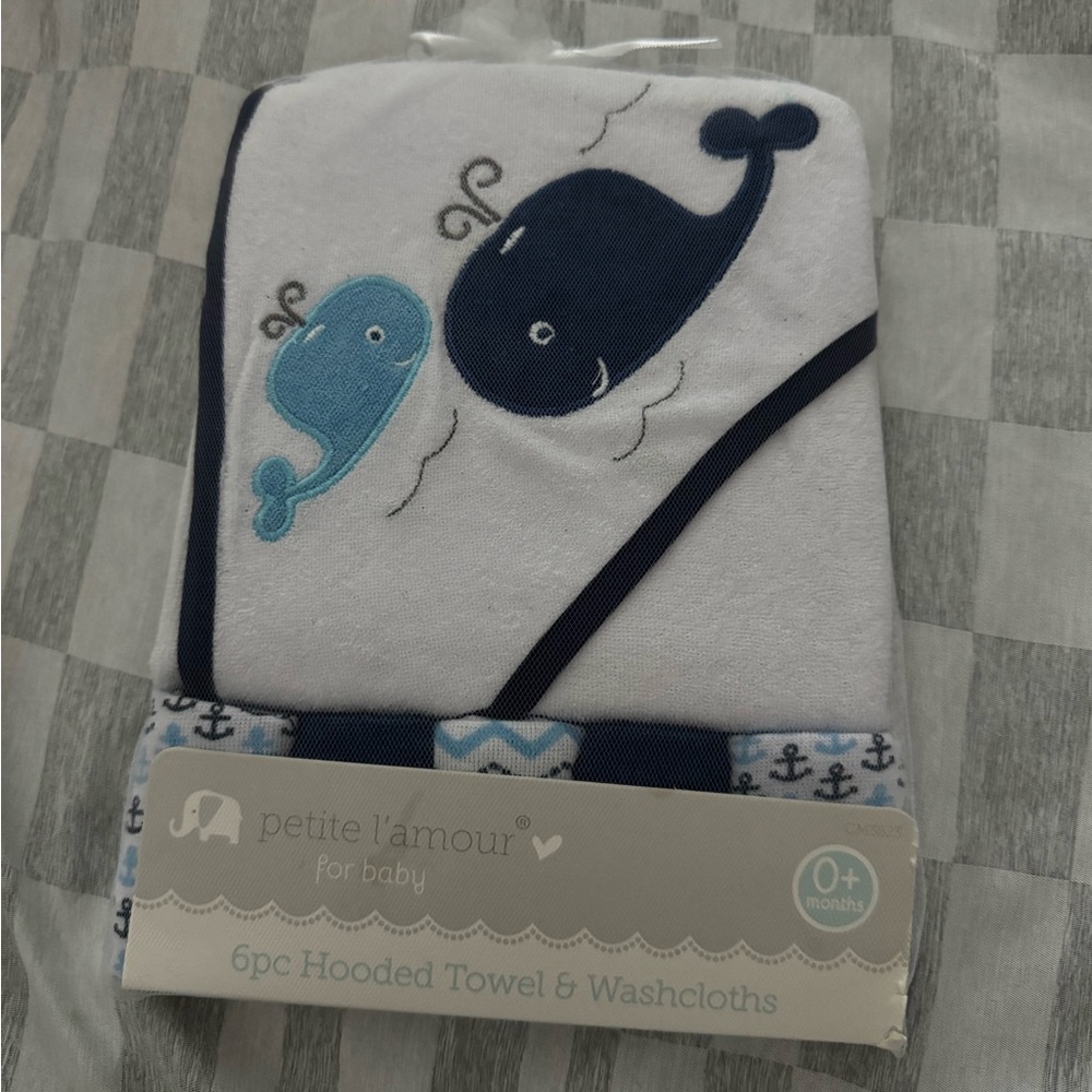 Blue and White Hooded Towel & Washcloth Set